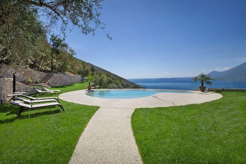 Villa Divina-Apt Armonia-Con Piscina E Vista Lago Castelletto Di Brenzone